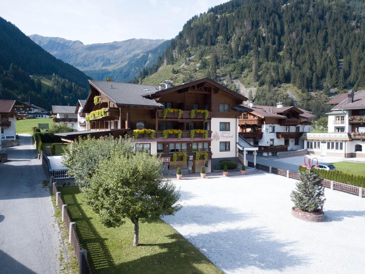 Hotel Garni Bergland Neustift im Stubaital Eksteriør billede